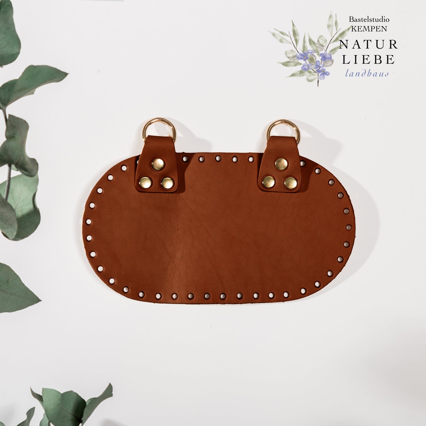 Stabiler Lederboden | 220 x 120 mm | Mit Metallringen | DIY Zubehör für handgemachte Rucksäcke & Taschen