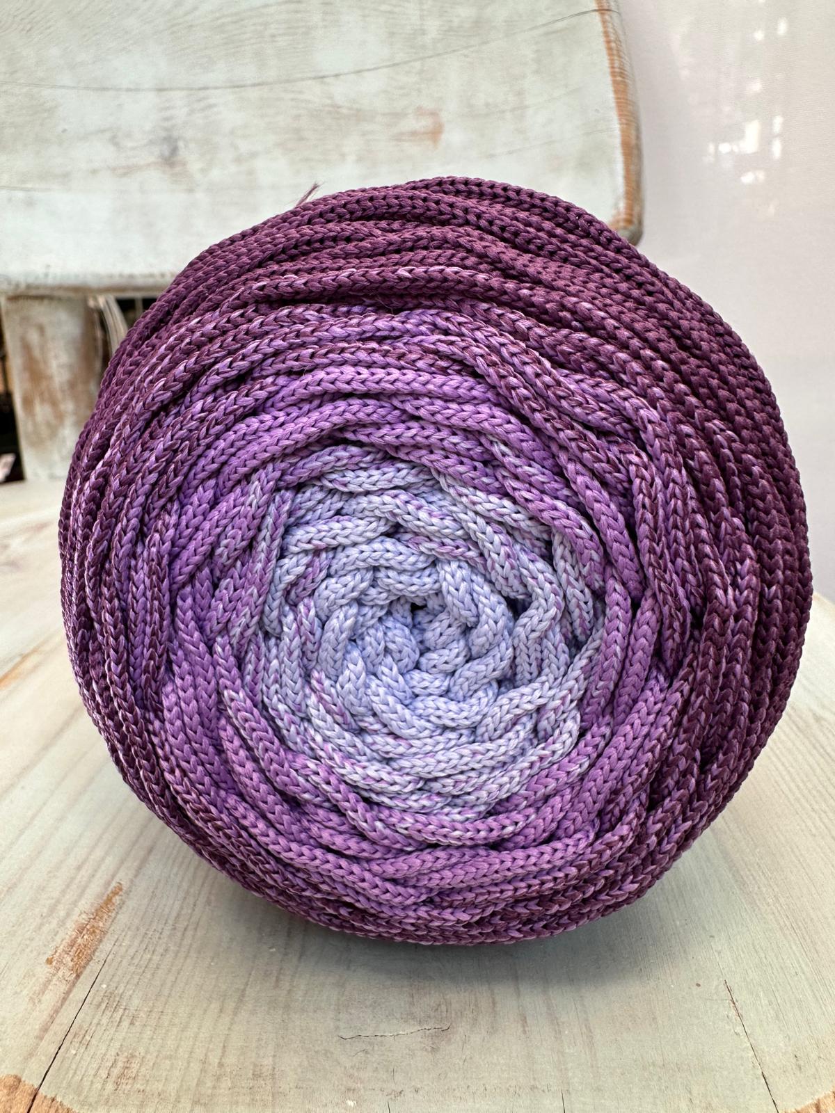 Polyestergarn | Ombre mit Farbverlauf | Stärke 3 mm | Länge 260 Meter | Verschiedene Farben