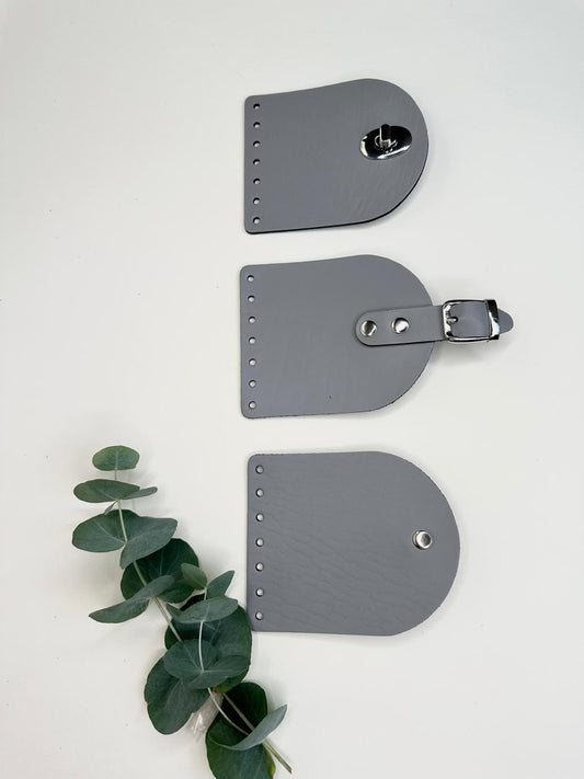 Kleine Klappe mit Magnetverschluss | Aus Leder | 10 x 12 cm | Verschiedene Farben