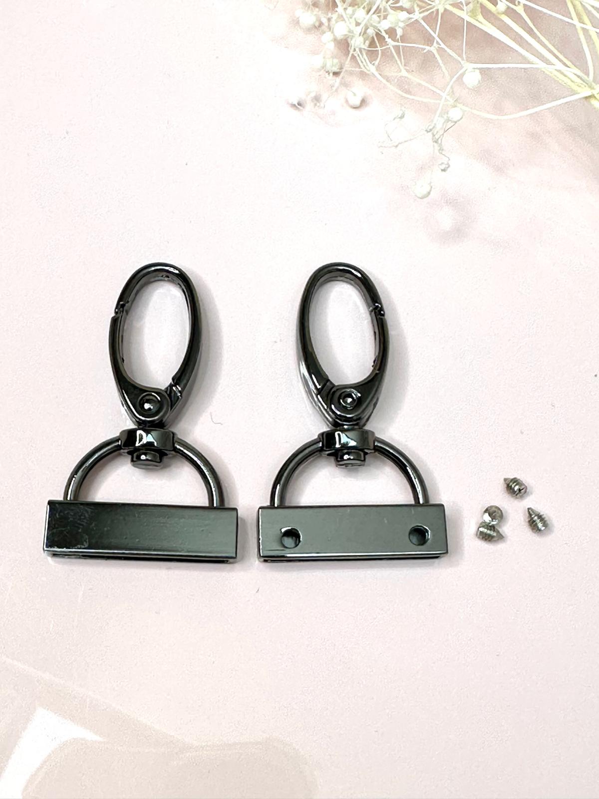 Drehbarer Metall-Karabiner mit Endstück für Gurtband | Durchzug 25 mm