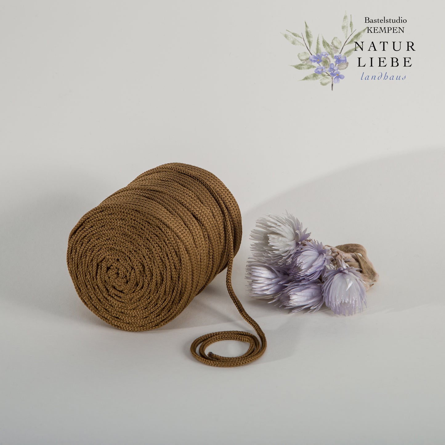 Makramee Garn | 100% Polyester | Stärke 3 mm, geflochten | Länge 100 Meter | Verschiedene Farben | OEKO-TEX zertifiziert