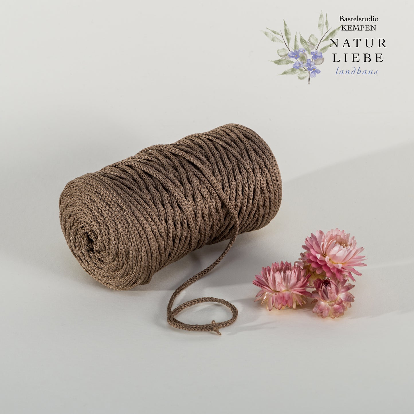 Makramee Garn | 100% Polyester | Stärke 1.5 mm, geflochten | Länge 100 Meter | Verschiedene Farben | OEKO-TEX zertifiziert