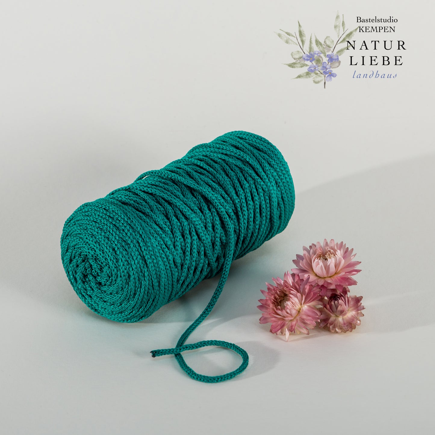 Makramee Garn | 100% Polyester | Stärke 1.5 mm, geflochten | Länge 100 Meter | Verschiedene Farben | OEKO-TEX zertifiziert