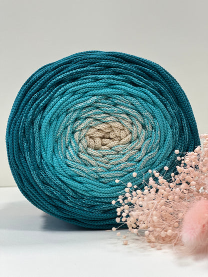 Polyestergarn | Ombre mit Farbverlauf | Stärke 3 mm | Länge 260 Meter | Verschiedene Farben