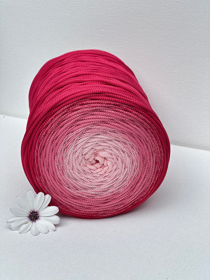Polyestergarn | Ombre mit Farbverlauf | Stärke 5 mm | Länge 260 Meter | Verschiedene Farben