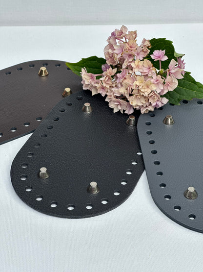 Ovaler Lederboden für gehäkelte Taschen mit Füßchen 12x21 cm