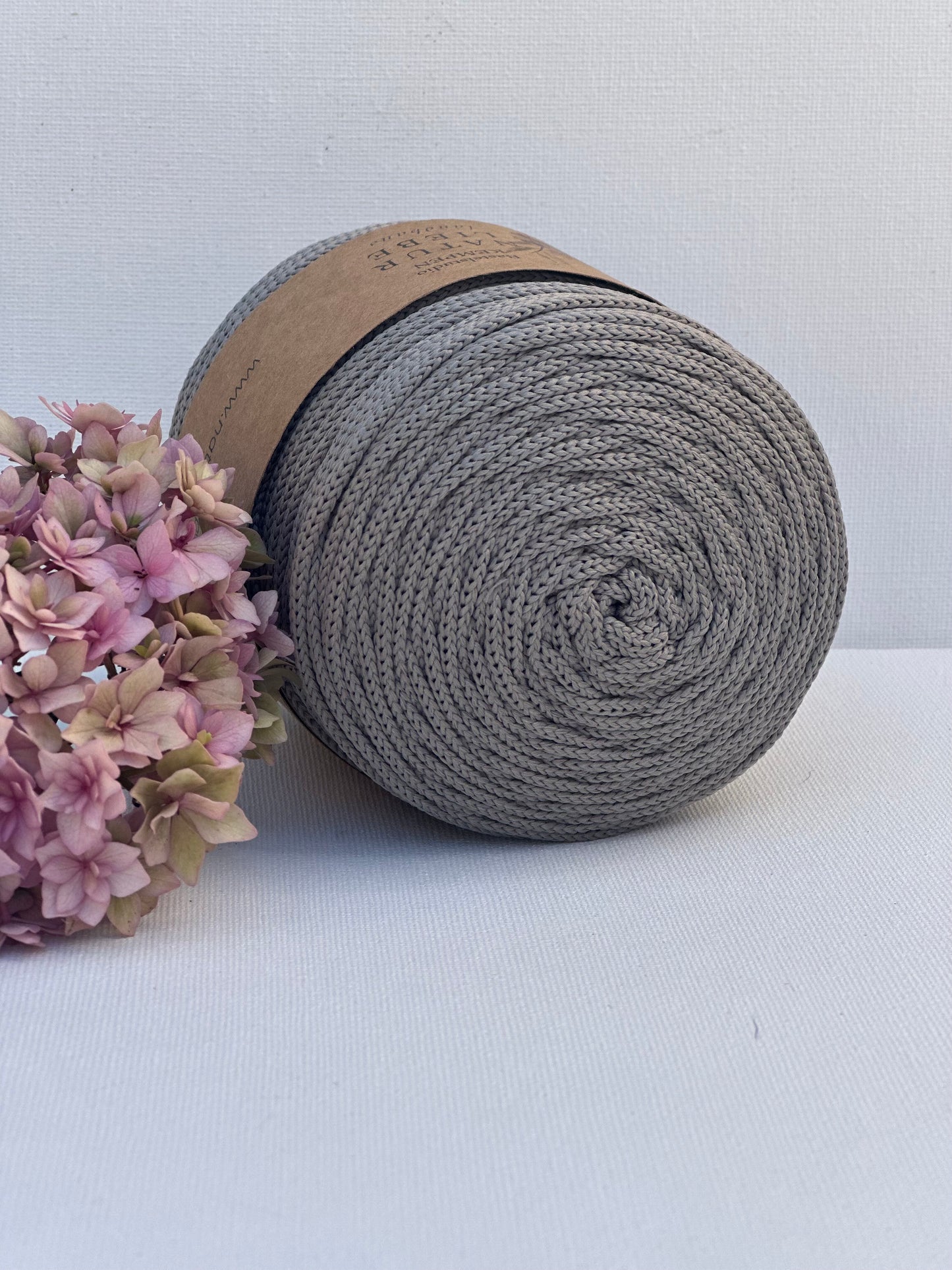 Polyester Garn | 100% Polyester | Stärke 3 mm, geflochten | Länge 100 Meter | Verschiedene Farben | OEKO-TEX zertifiziert