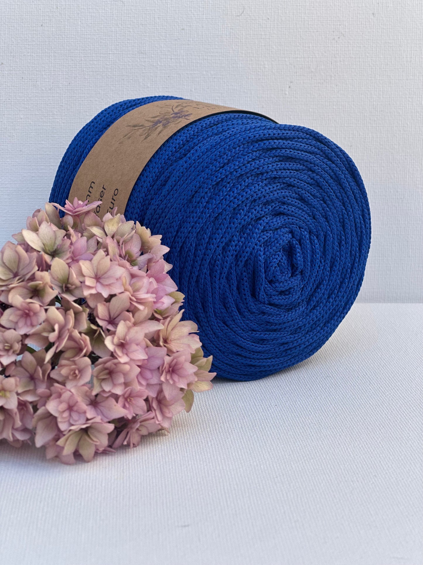 Polyester Garn | 100% Polyester | Stärke 3 mm, geflochten | Länge 100 Meter | Verschiedene Farben | OEKO-TEX zertifiziert