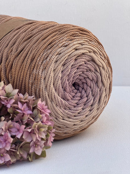 Polyestergarn | Ombre mit Farbverlauf | Stärke 3 mm | Länge 260 Meter | Verschiedene Farben