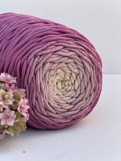 Polyestergarn | Ombre mit Farbverlauf | Stärke 3 mm | Länge 260 Meter | Verschiedene Farben