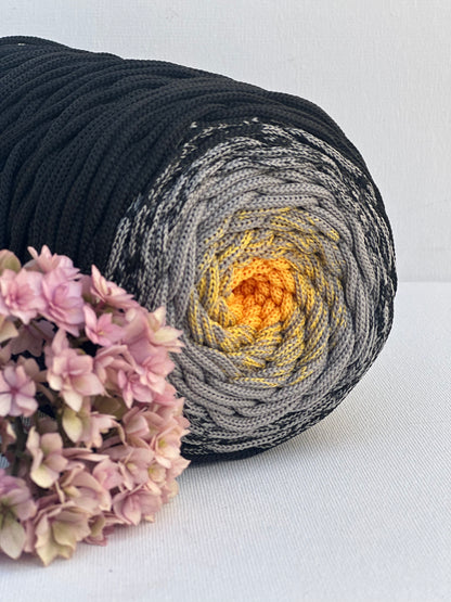 Polyestergarn | Ombre mit Farbverlauf | Stärke 3 mm | Länge 260 Meter | Verschiedene Farben