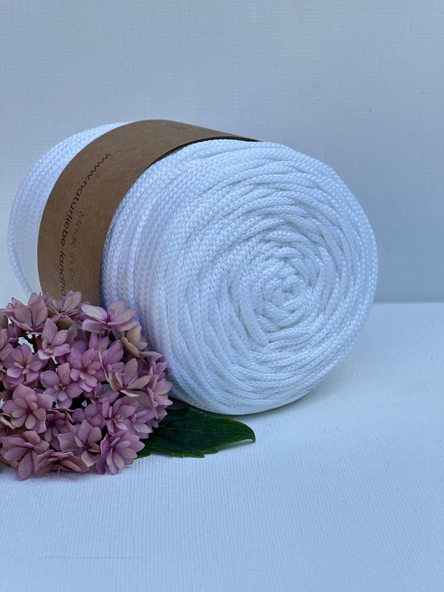 Polyester Garn | 100% Polyester | Stärke 3 mm, geflochten | Länge 100 Meter | Verschiedene Farben | OEKO-TEX zertifiziert
