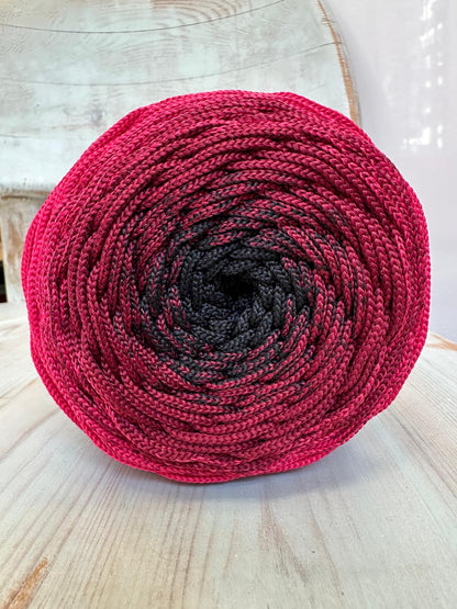 Polyestergarn | Ombre mit Farbverlauf | Stärke 3 mm | Länge 260 Meter | Verschiedene Farben