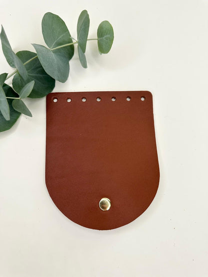 Kleine Klappe mit Magnetverschluss | Aus Leder | 10 x 12 cm | Verschiedene Farben