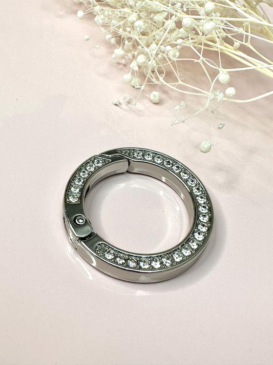 Karabiner mit funkelnden Strasssteinen | 24 mm