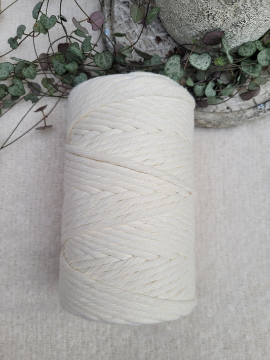 Makramee Garn | 100% Baumwolle | Stärke 5 mm, gezwirnt | Länge bis 100 Meter | Verschiedene Farben